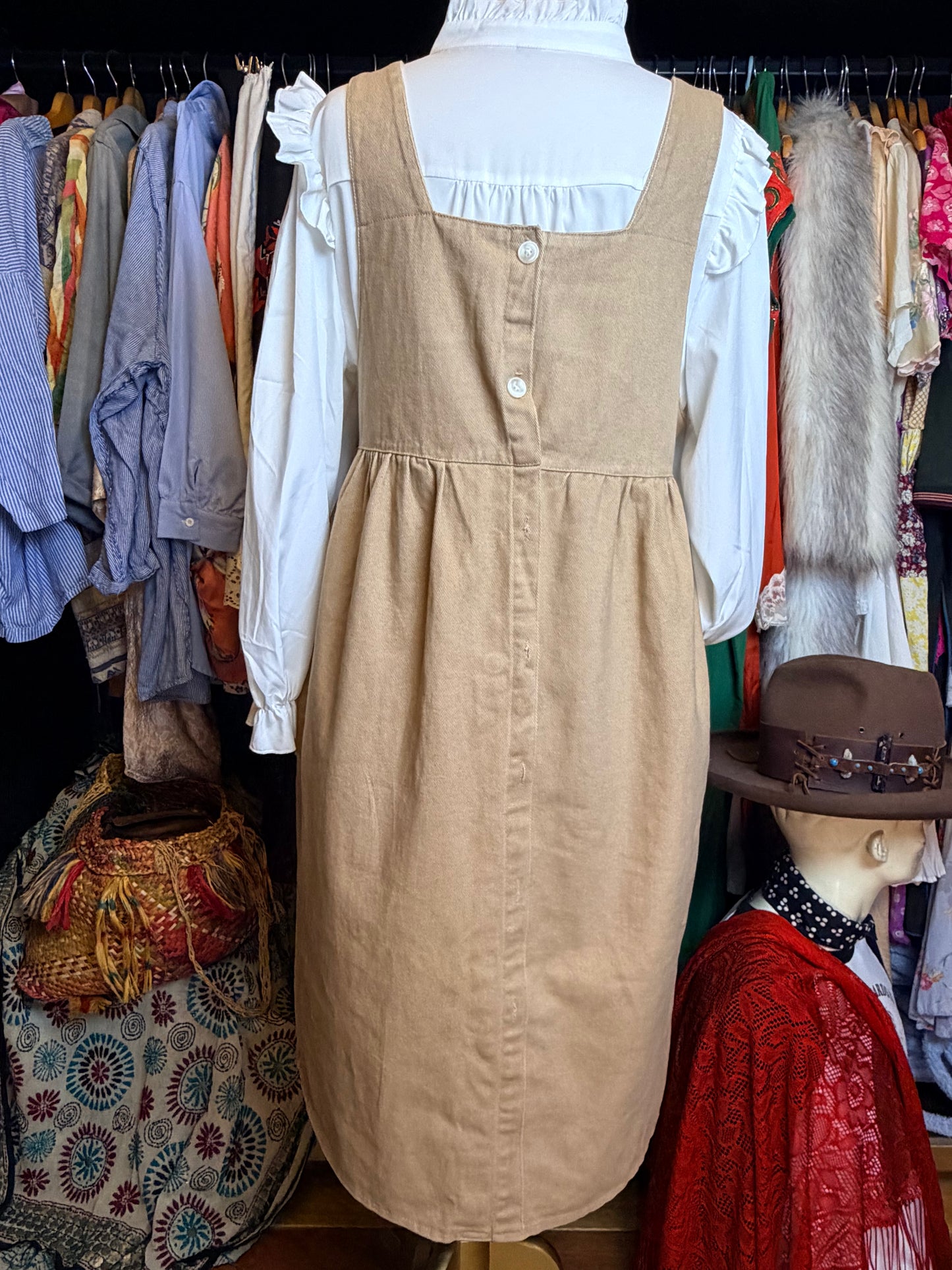 Pinafore dress