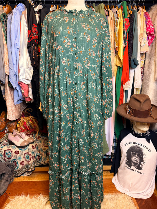 Green maxi dress