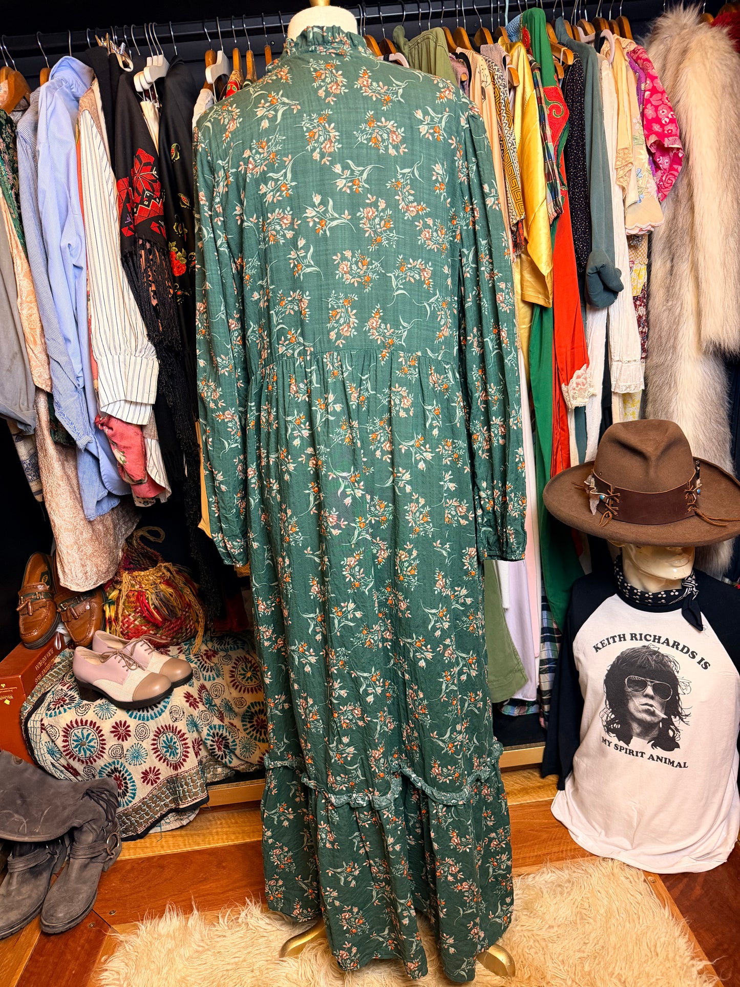 Green maxi dress