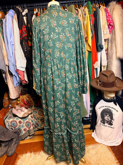 Green maxi dress