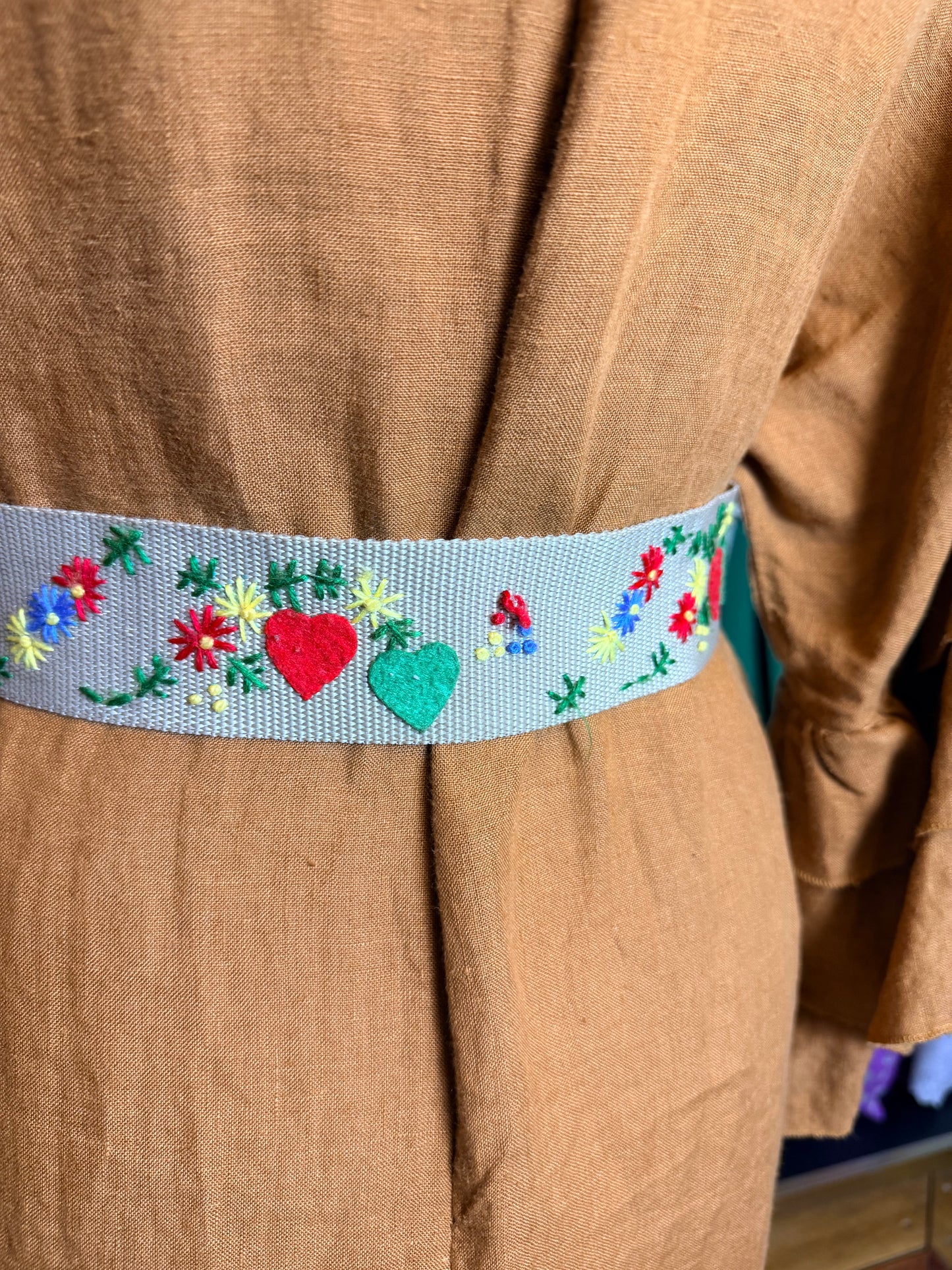 Embroidered belt