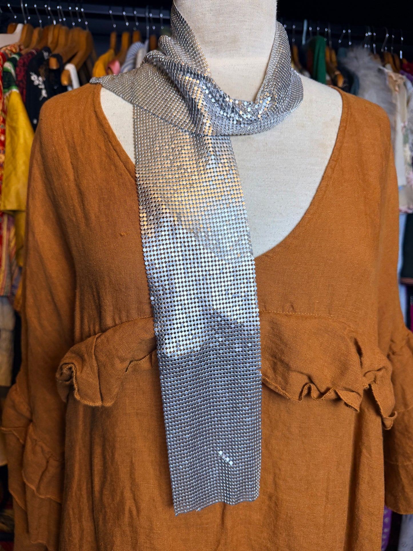 Glomesh sash
