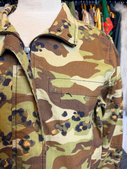 Camouflage cropped jacket