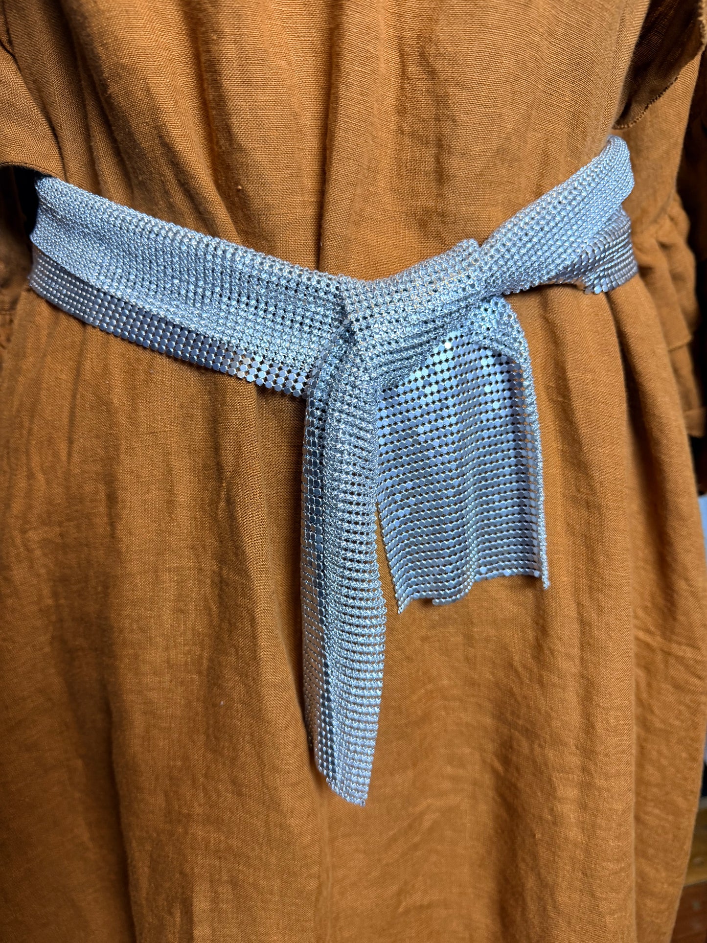 Glomesh sash
