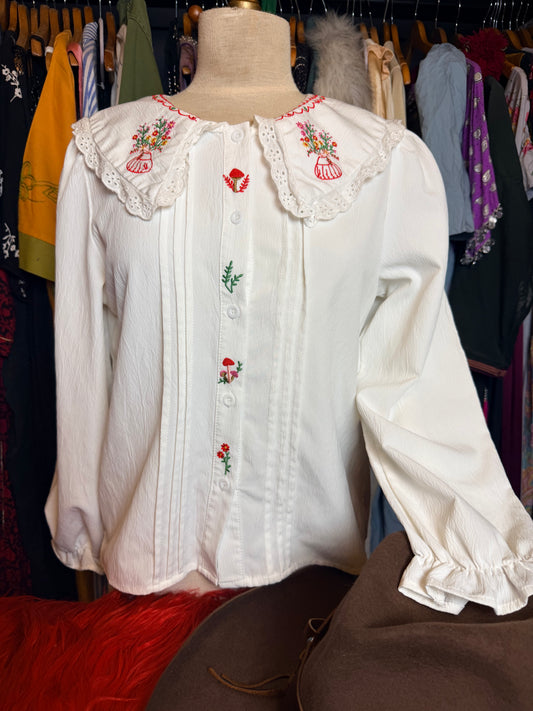 Folk art blouse