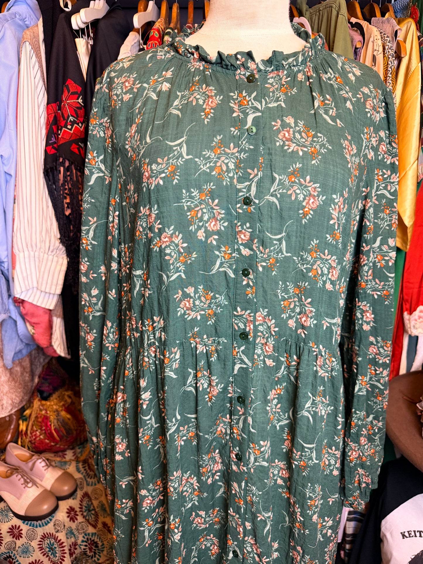 Green maxi dress