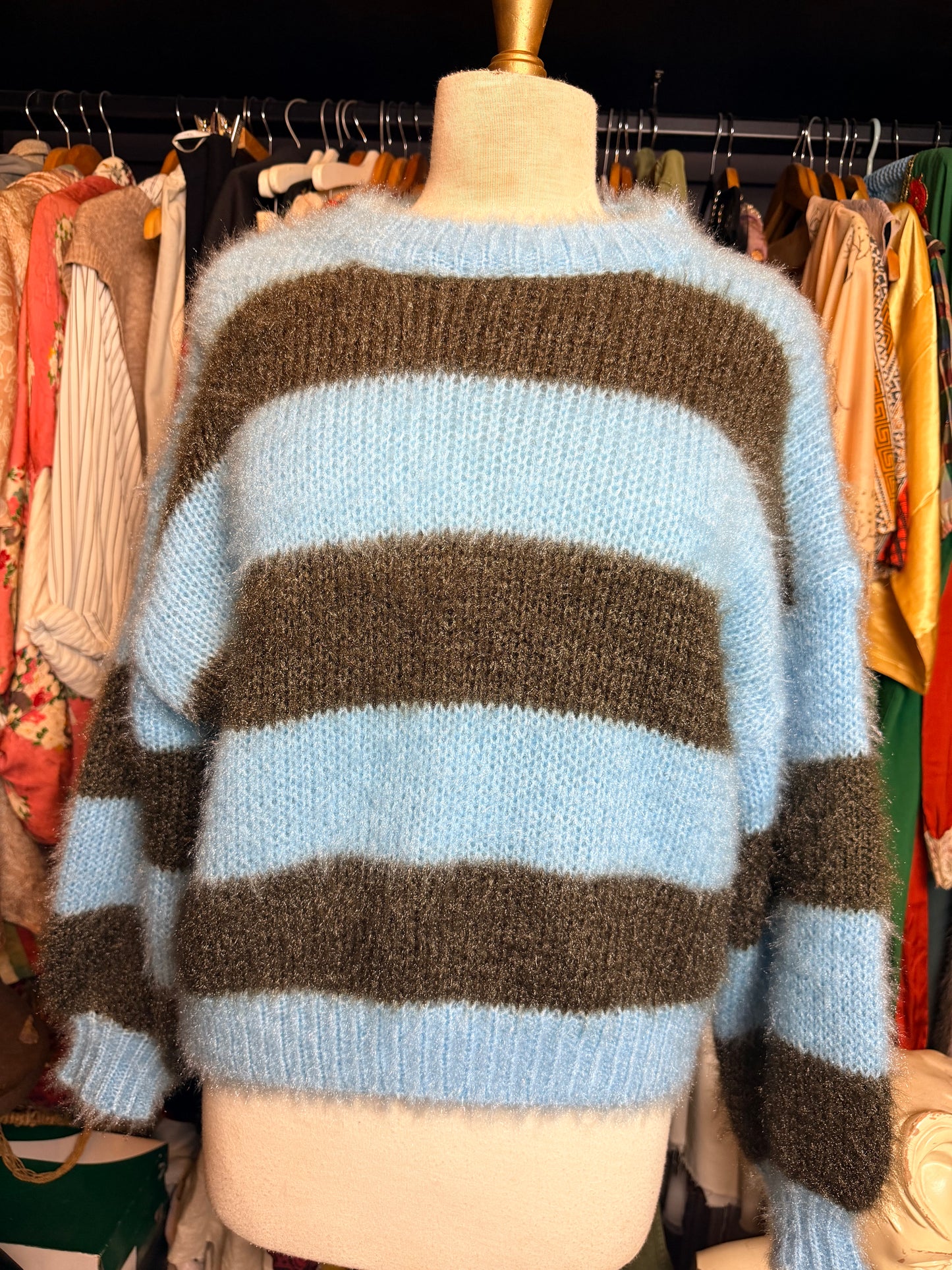 Stripped jumper