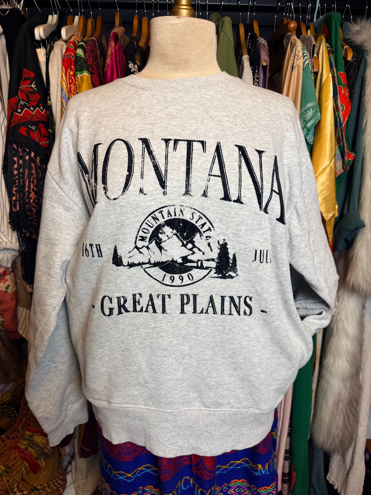 Sweatshirt